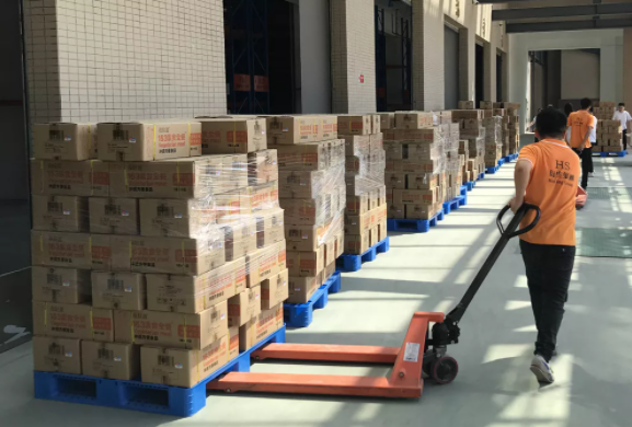 繁衍生命，生生不息丨衍生健康醫(yī)藥向云城區(qū)扶貧辦公室捐贈價值180萬元的公益